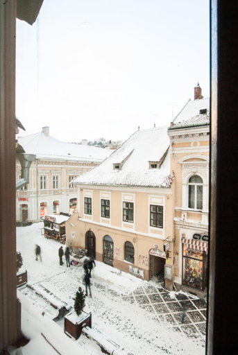 Others 4, Casa Antiqua, Brasov