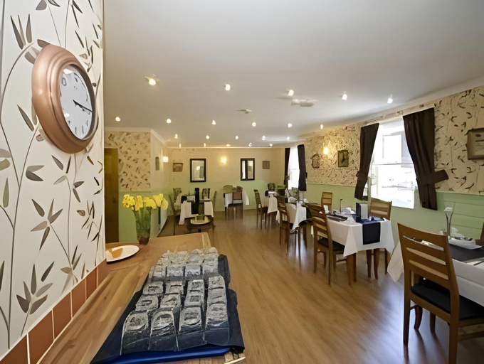 Food & Drinks 3, Barriemore Oban, Argyll and Bute