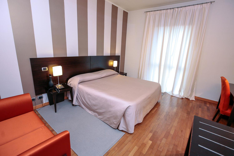 Bedroom 9