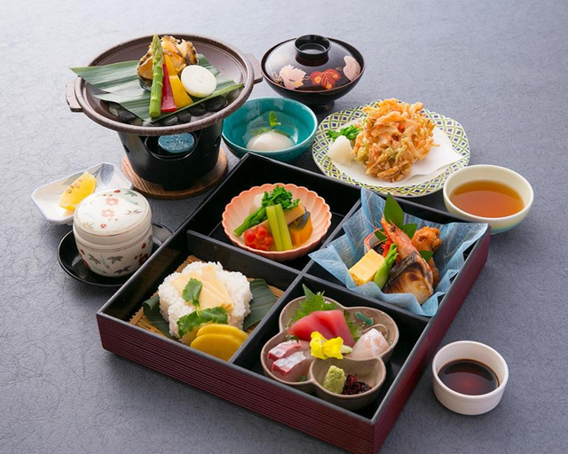 Food & Drinks, 八尾グランドホテル, Yao