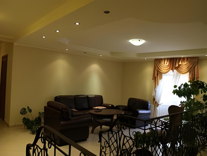 Public Area 4, Passage Hotel, Berehivs'kyi