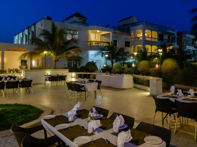 Food & Drinks 5, Quality Inn Palms, Kachchh
