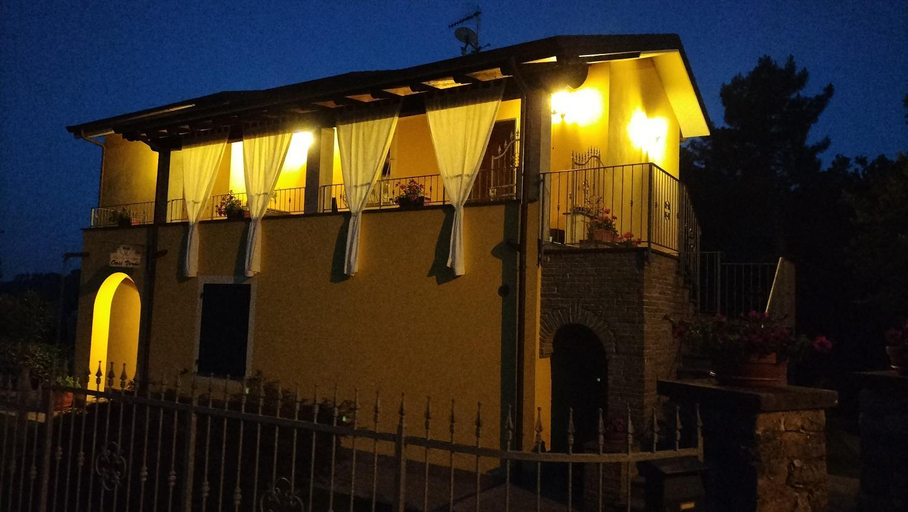Others 5, B&B Oasi Verde, La Spezia