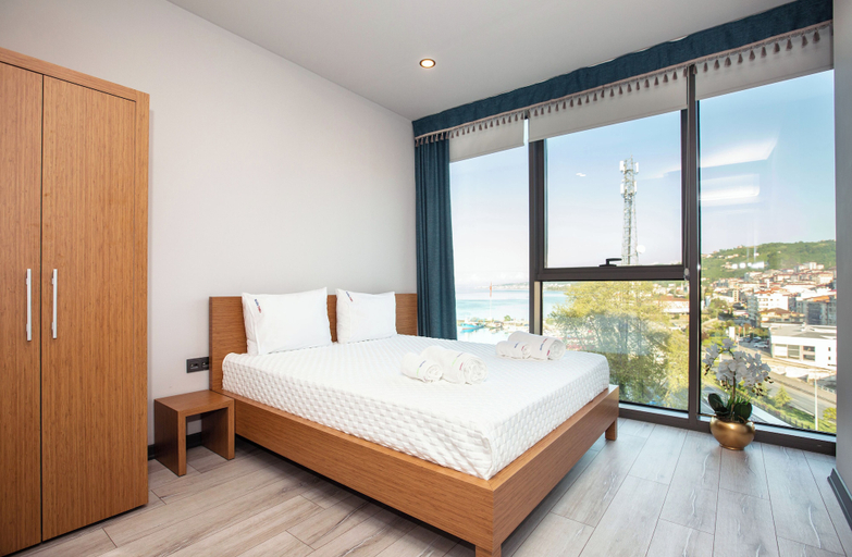 Bedroom 4, Marina Green Suit Hotel, Yomra