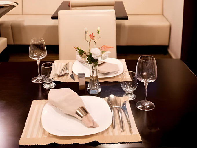 Food & Drinks 5, Hotel City, Tbilisi