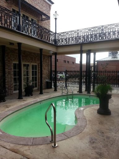 Sport & Beauty 4, The Hotel Magnolia, Baldwin