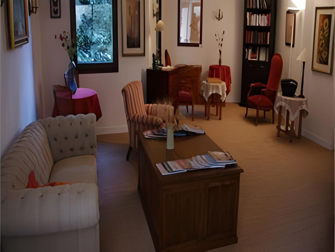 Public Area 2, CITOTEL La Chaumiere Roz-Aven, Finistère