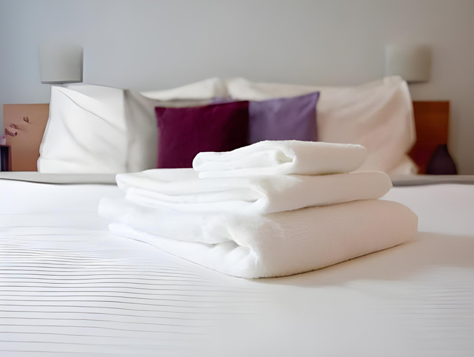 Bedroom 2, HOTEL U CESKE KORUNY, Hradec Králové