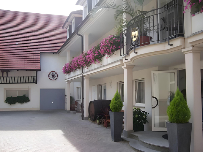 Others 5, Hotel Lowen Garni, Breisgau-Hochschwarzwald