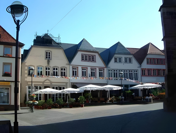 Exterior & Views 7