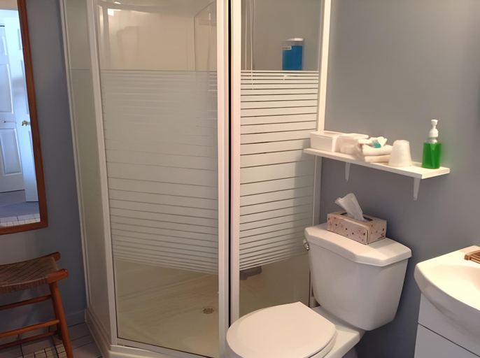 Bathroom 2, Auberge Aux Deux Peres, Memphrémagog
