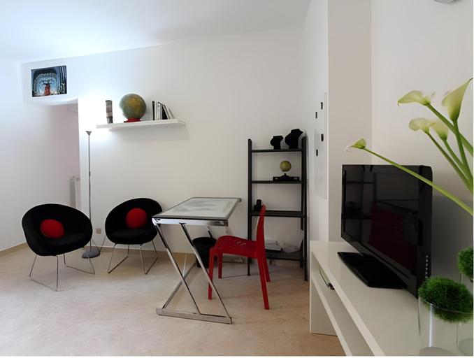 Others 3, B&B Sicilio, Palermo