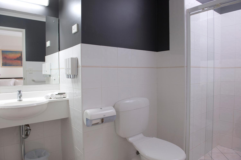 Bathroom 3