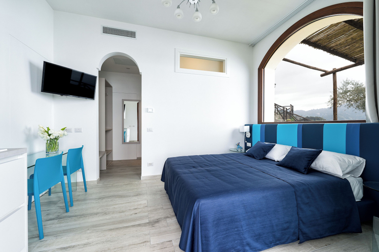 Bedroom 5, Tenuta dell'AlMa, Salerno