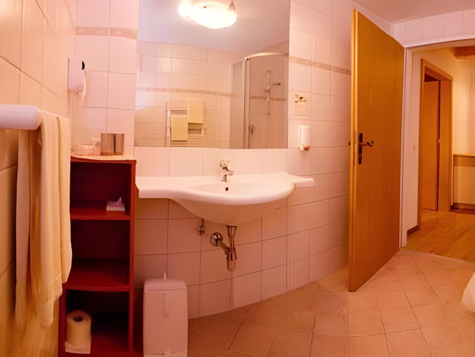 Bathroom 3, Solaia Hotel & Guesthouse, Bolzano