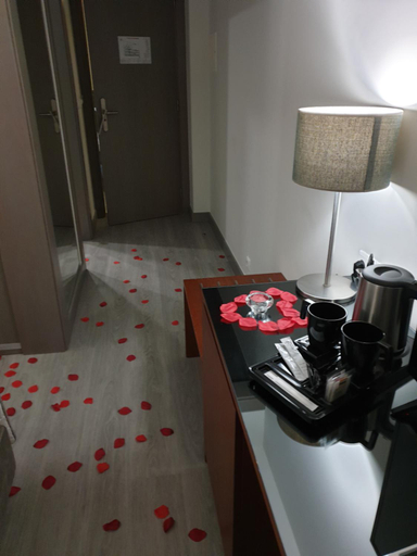 Bedroom 27