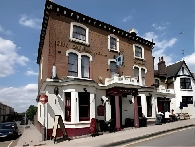 Others 4, Dukes Head Inn, London