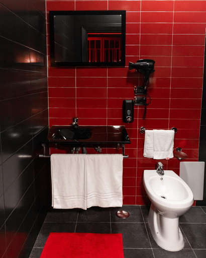 Bathroom 2, Meeting Hotel, Napoli