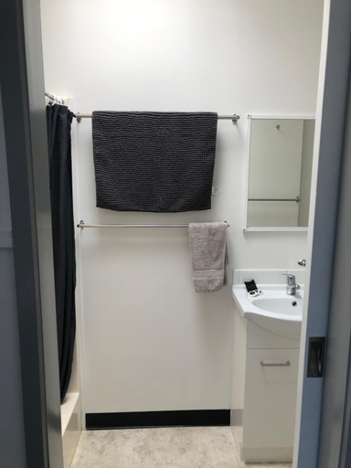 Bathroom 11