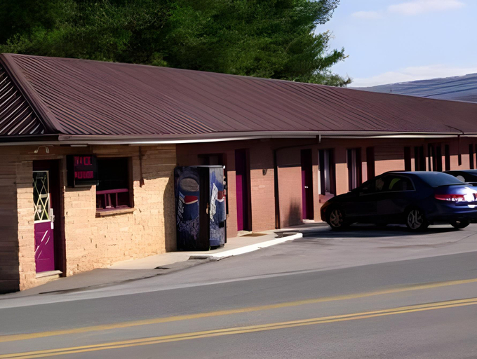 Exterior & Views 3, Overton Motel Livingston, Overton