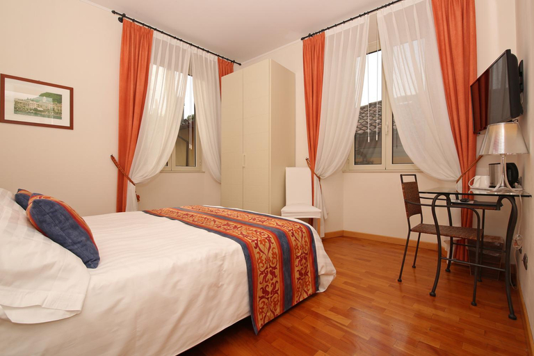 Bedroom 2, Hotel Bellagio, Como