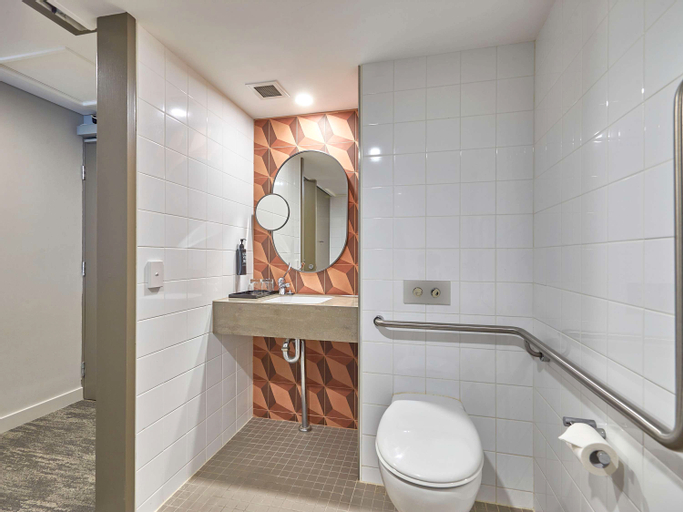 Bathroom 3
