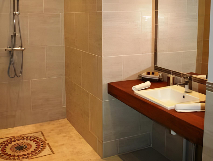 Bathroom 3, Le Couvent, Vaucluse