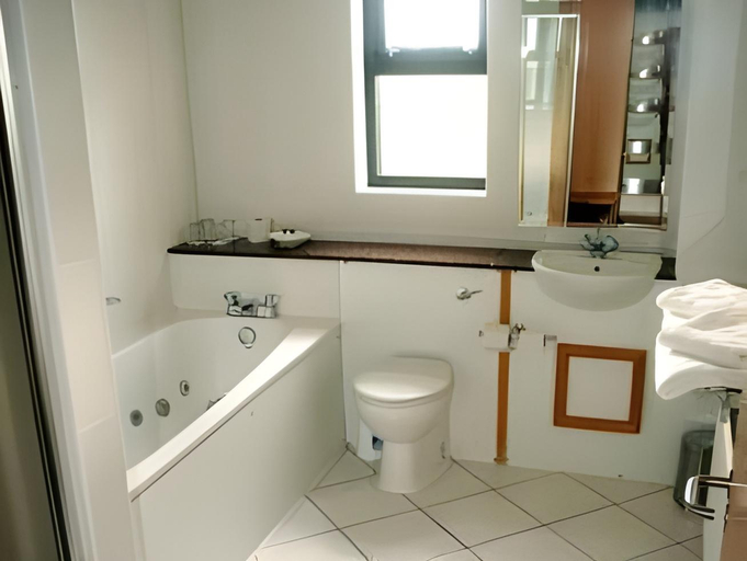 Bathroom 3, Cromore Halt, Causeway Coast and Glens