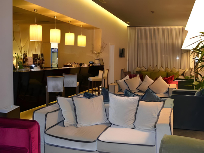 Public Area 4, Cosmopolitan Hotel, Macerata