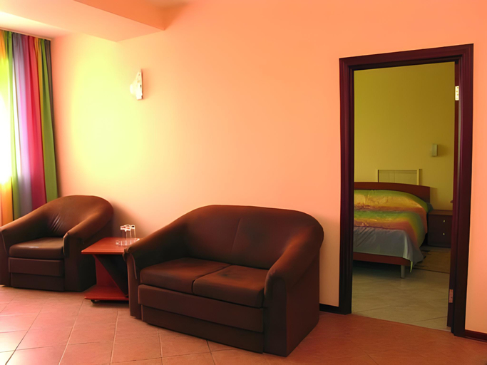 Others 4, Hotel Premiera, Tula
