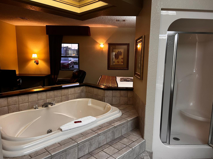 Bathroom 3, Apple Tree Inn, Montgomery