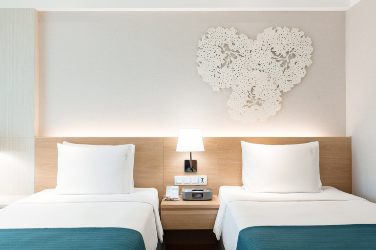 Bedroom 23