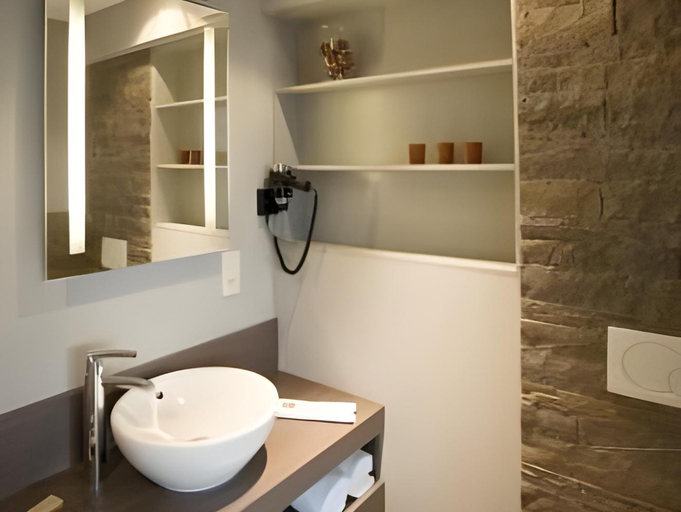 Bathroom 4, Tuinhotel, Limburg