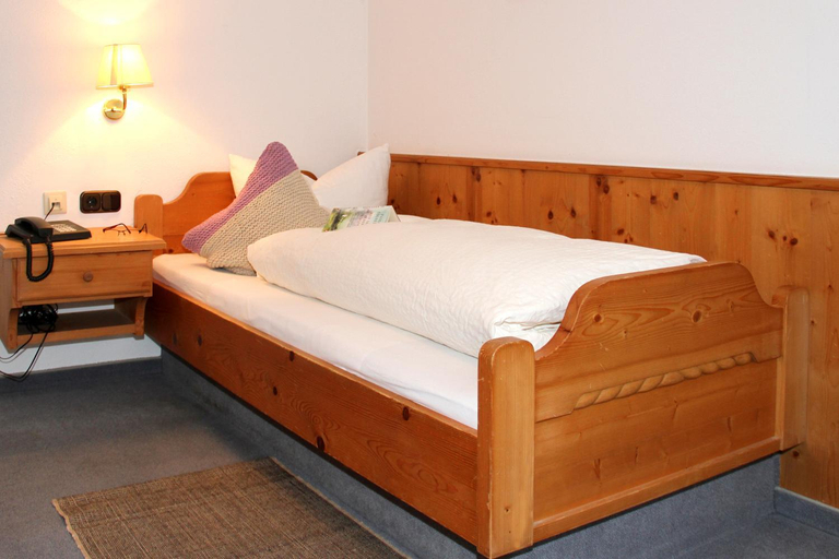 Bedroom 2, Ferienparadies Spielmannsau, Oberallgäu