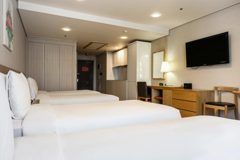Bedroom 17
