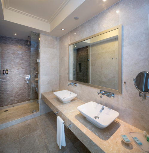 Bathroom 5, Titanic Business Kartal, Pendik