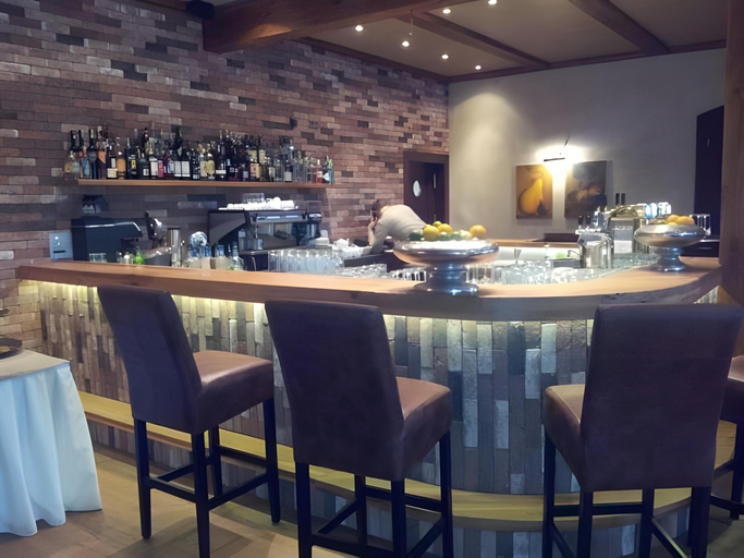 Food & Drinks 5, Park Hotel Popovicky, Praha - východ