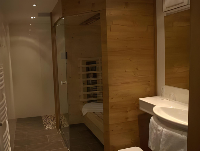 Bathroom 3, Brixnerhof im Zillertal, Schwaz