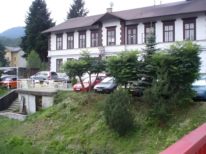 Others 2, Penzion Betty, Chomutov