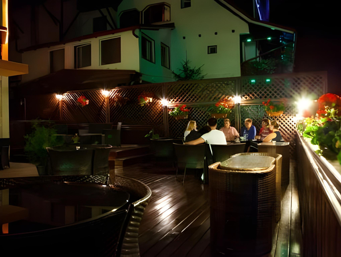 Food & Drinks 5, Pensiunea Carpatic Trei Brazi Predeal, Predeal