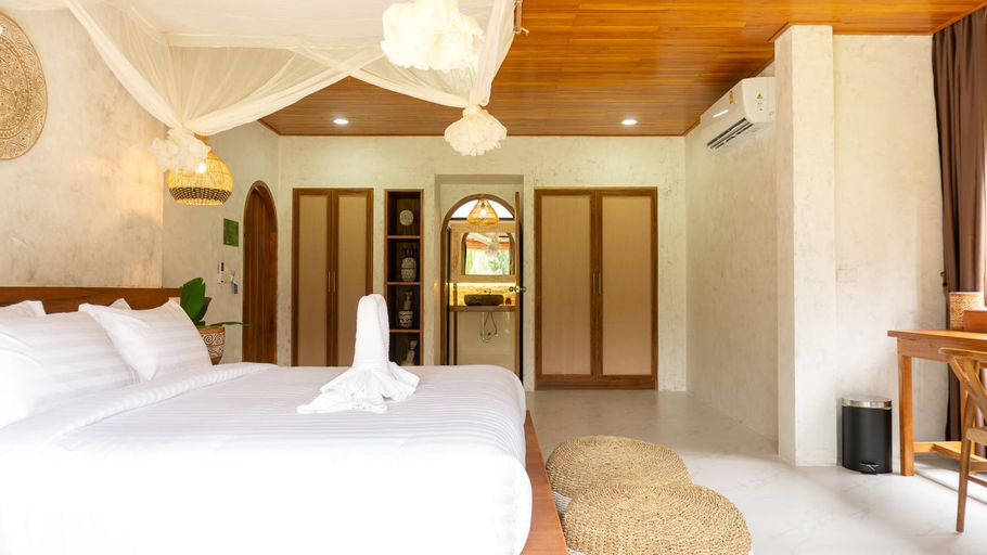 Bedroom 14
