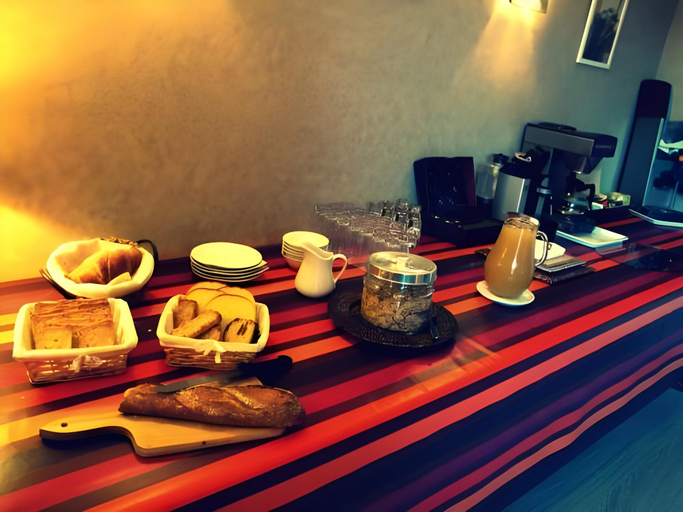 Food & Drinks 5, Hotel La Croix Blanche, Hautes-Pyrénées