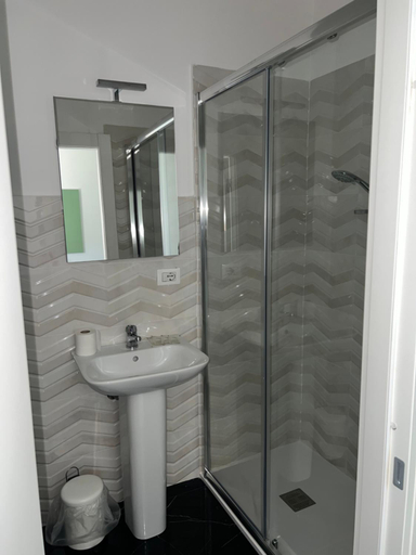 Bathroom 3, Dolce Dormire, Enna