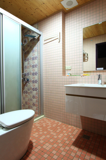 Bathroom 4, Yu Sen House, Pingtung