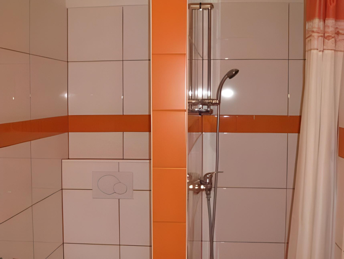 Bathroom 3, Hotel Pavlov, Břeclav