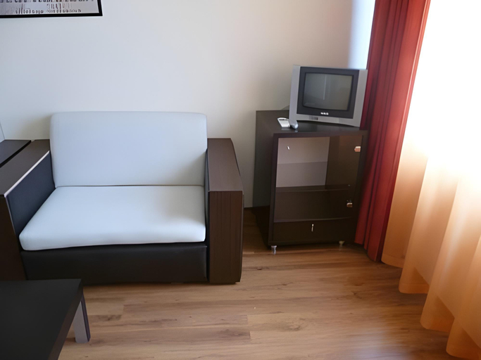 Others 5, Hotel Rahovets, Gorna Orhyahovitsa