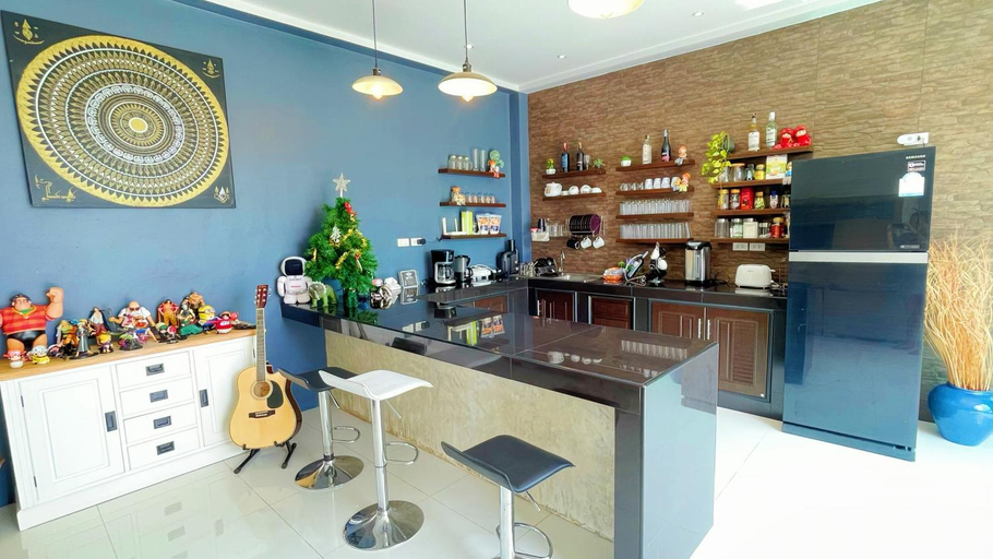 Food & Drinks 4, Spacious Private Villa Modern Style near beach, Thai Muang
