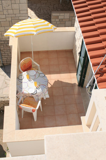 Others 5, Apartments & Rooms Pierino, Bol