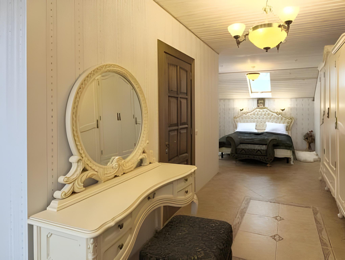 Bedroom 2, Hotel Vedmezhyi Dvir, Iaremchans'ka