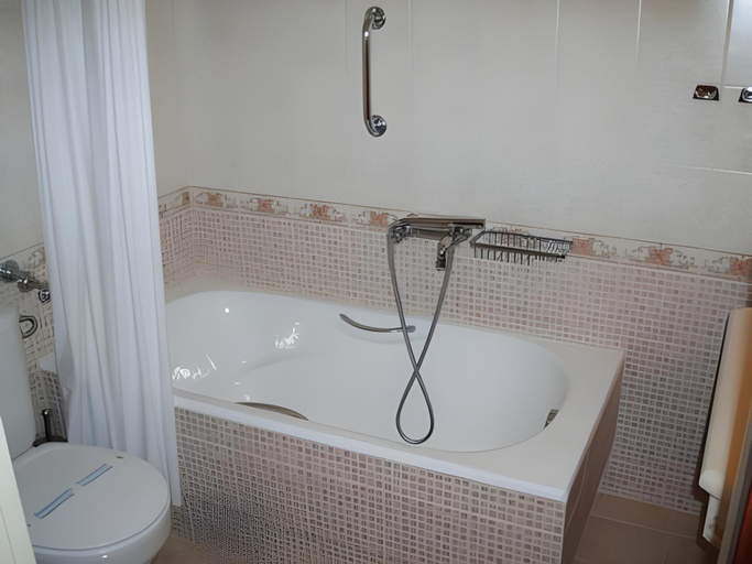 Bathroom, King Alexander, West Macedonia